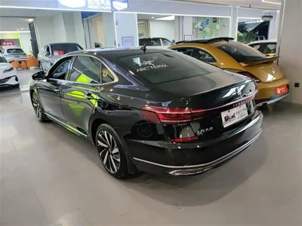 Volkswagen Passat — миниатюра 3
