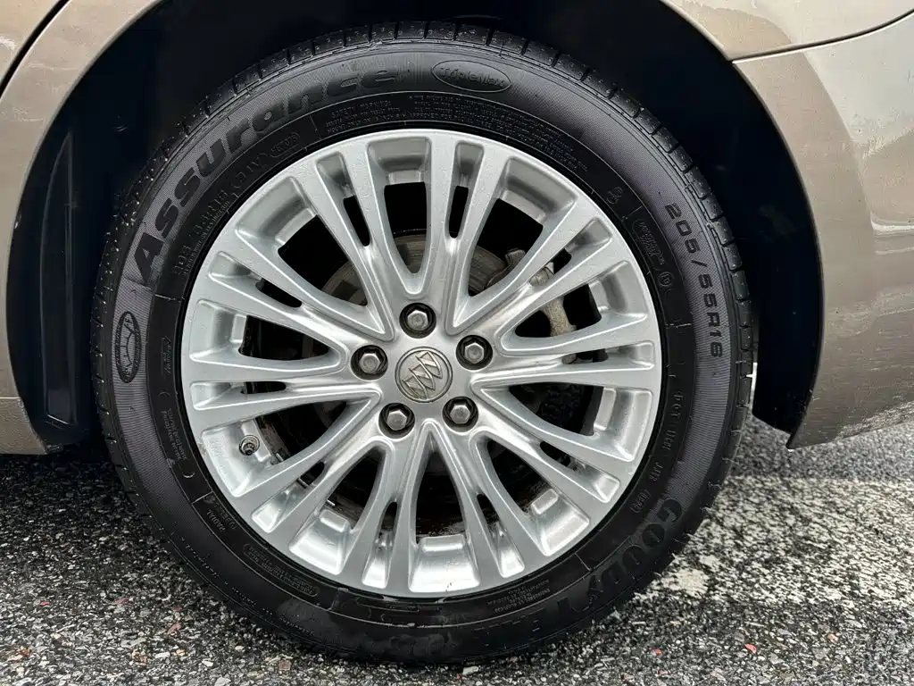 Buick Excelle — миниатюра 8