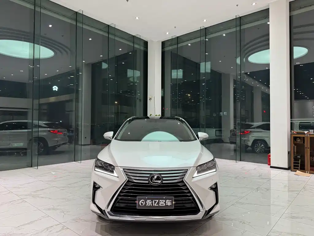 Купить Lexus RX