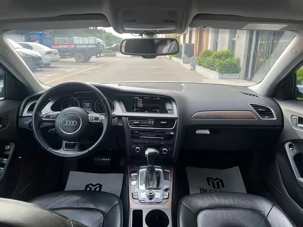 Audi A4L — миниатюра 5