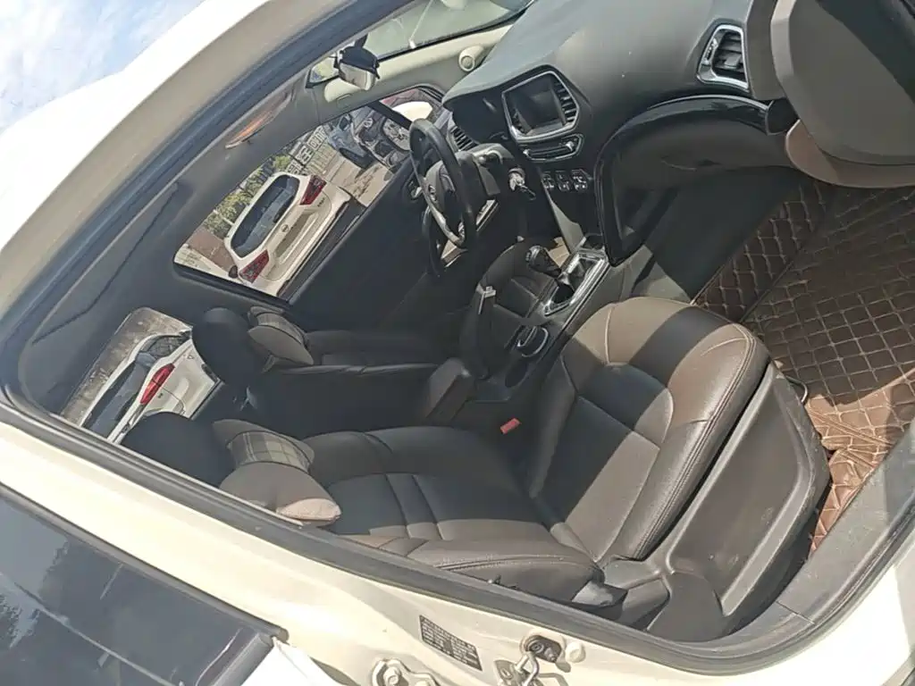 GAC Motor Trumpchi GS4 — миниатюра 25