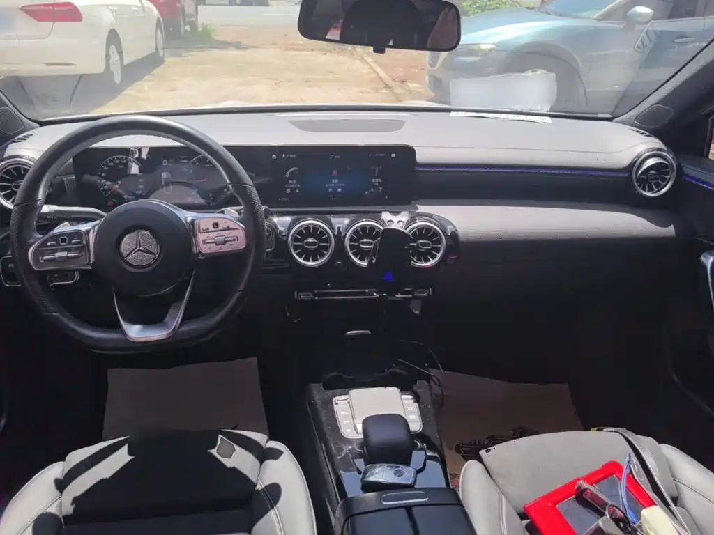 Mercedes-Benz A-Class — миниатюра 10