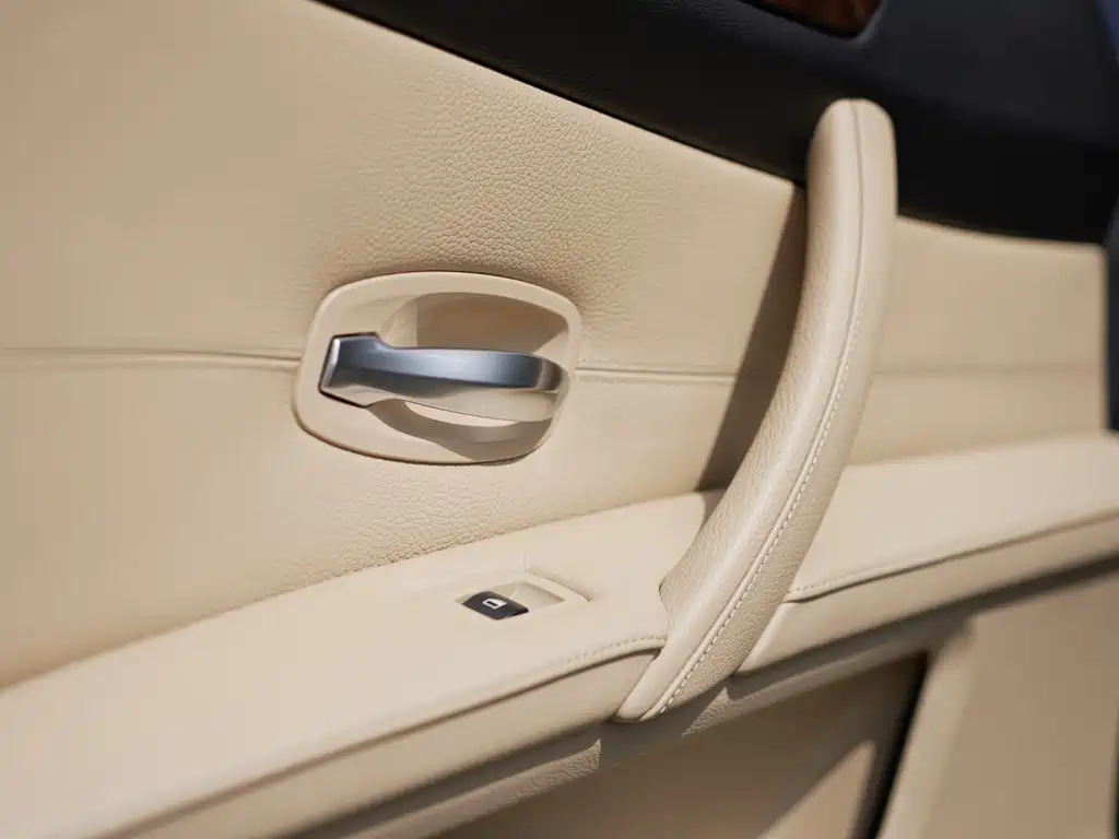BMW 5 Series — миниатюра 32