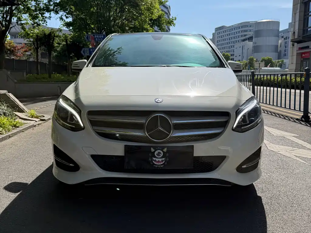 Mercedes-Benz B-Class B 2015 B 200 Fashion