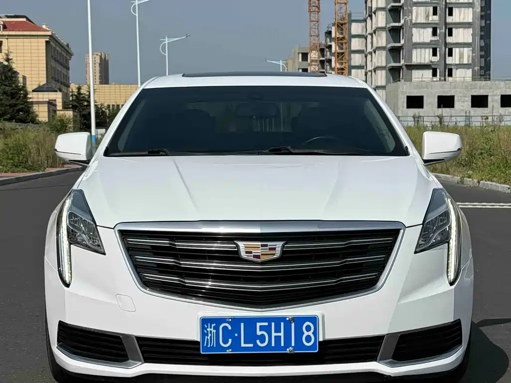 Cadillac XTS — миниатюра 2