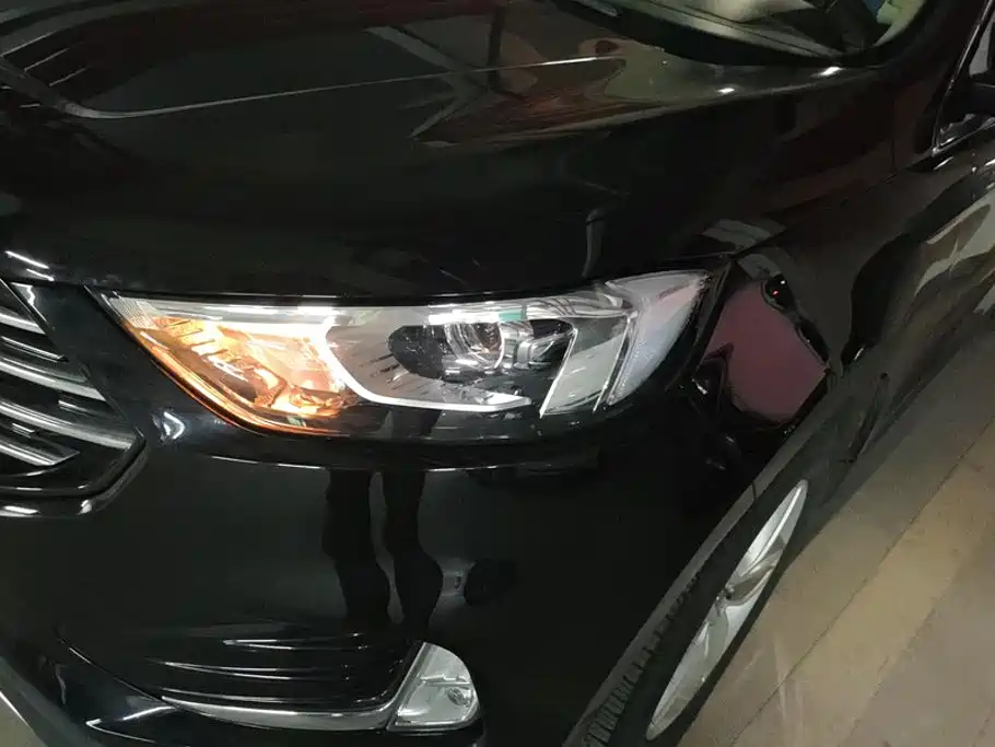 Ford Edge — миниатюра 5