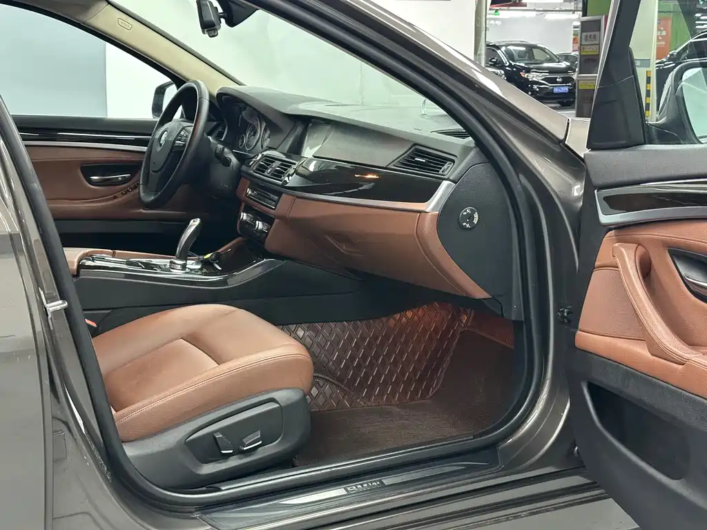 BMW 5 Series 5 2014 525Li Lead