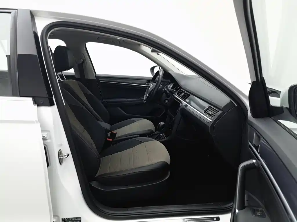 Volkswagen C-Trek — миниатюра 23