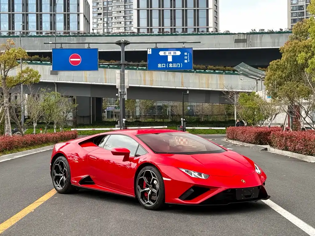 Lamborghini Huracán — миниатюра 3