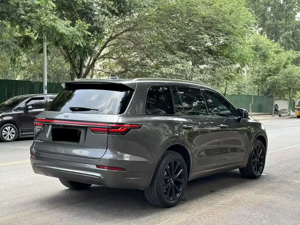 Li Auto Li ONE — миниатюра 4