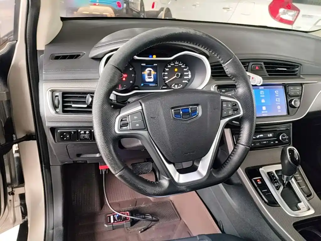 Geely Emgrand GS — миниатюра 11