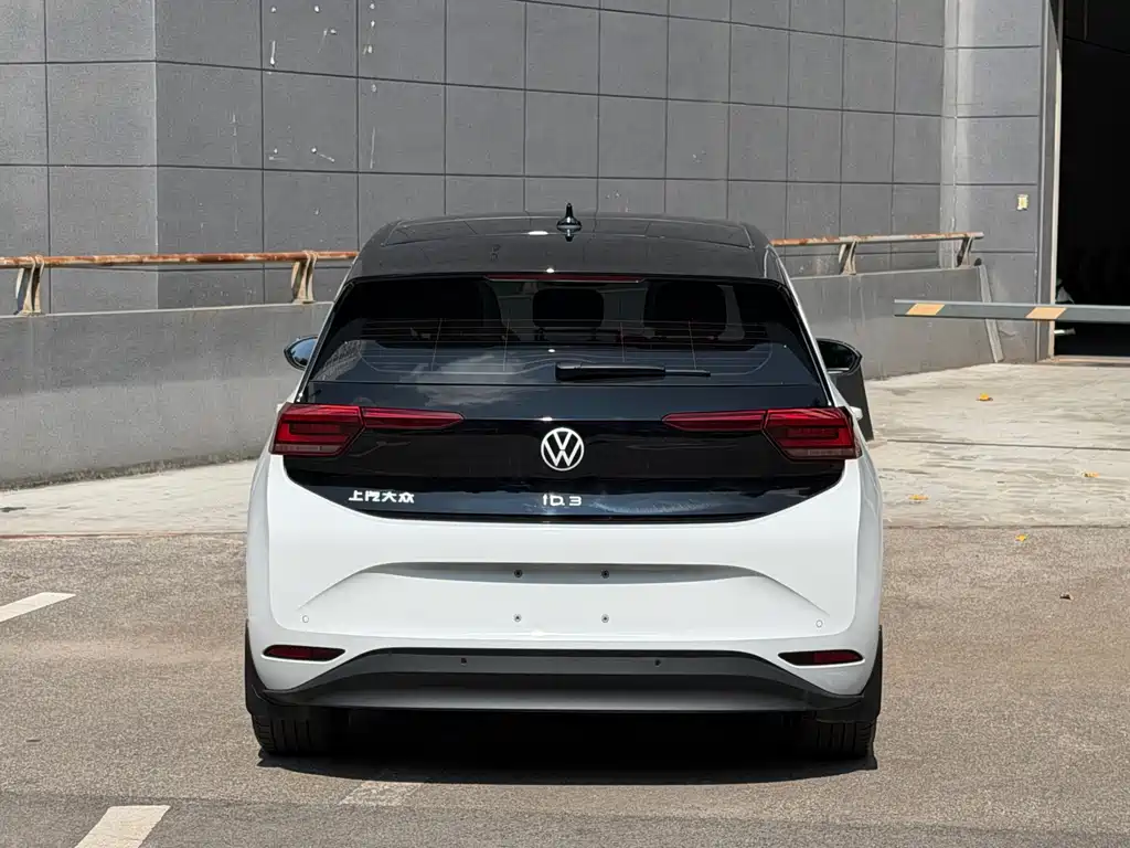 Volkswagen ID.3 — миниатюра 6