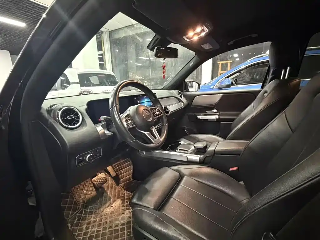 Mercedes-Benz GLB — миниатюра 5