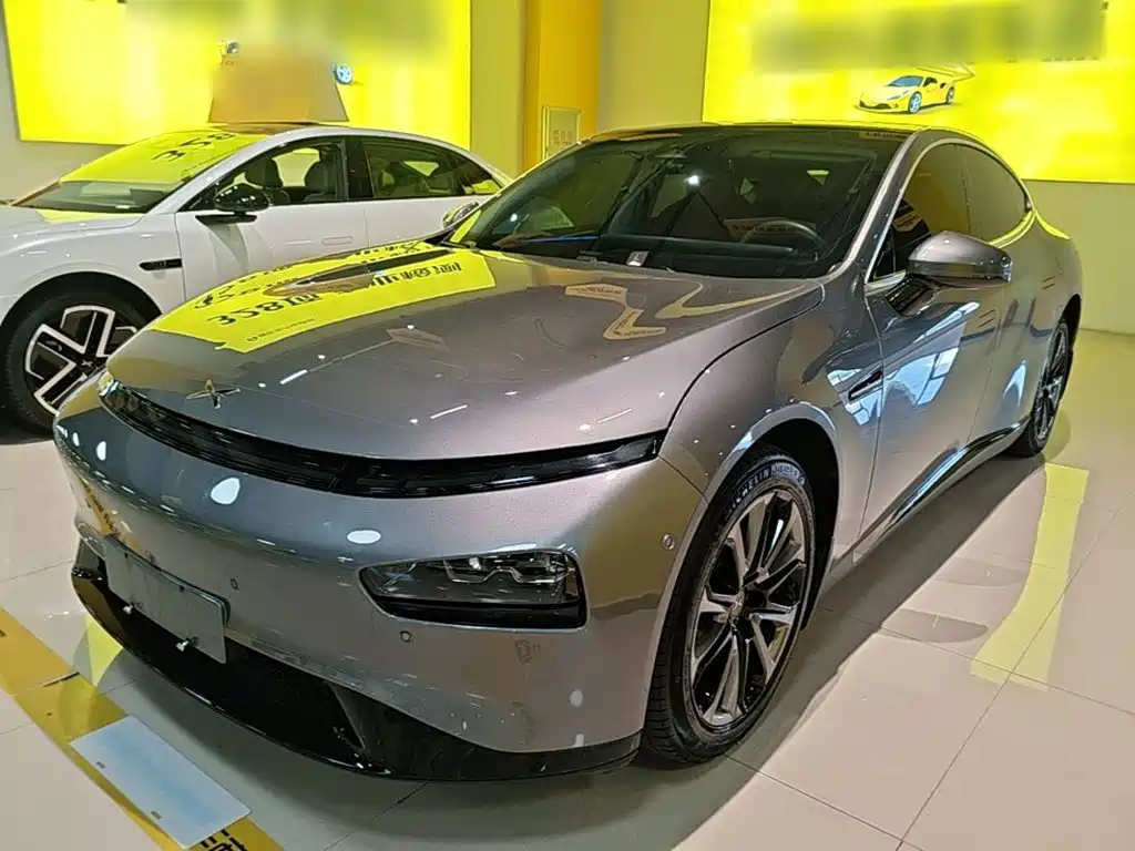 XPeng P7 — миниатюра 2
