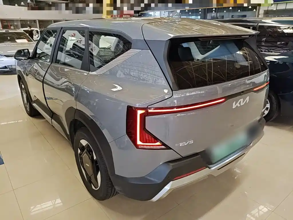 Kia EV5 — миниатюра 5
