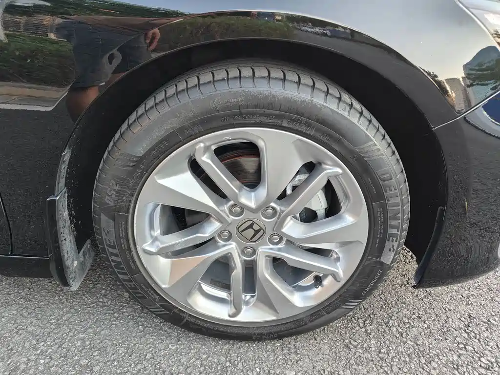 Honda Accord — миниатюра 16