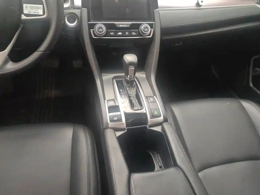 Honda Civic — миниатюра 16