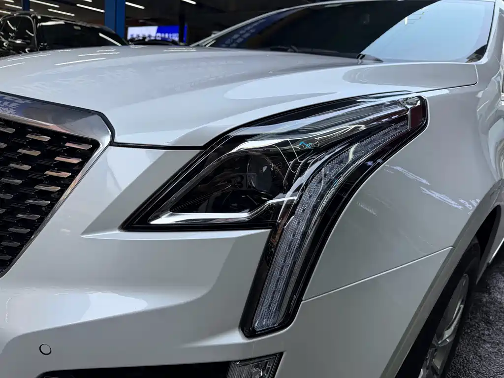 Cadillac XT5 — миниатюра 4