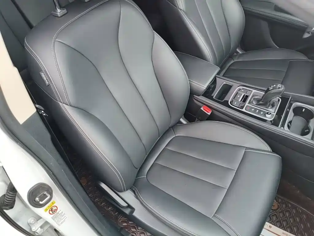 BYD MAX — миниатюра 25