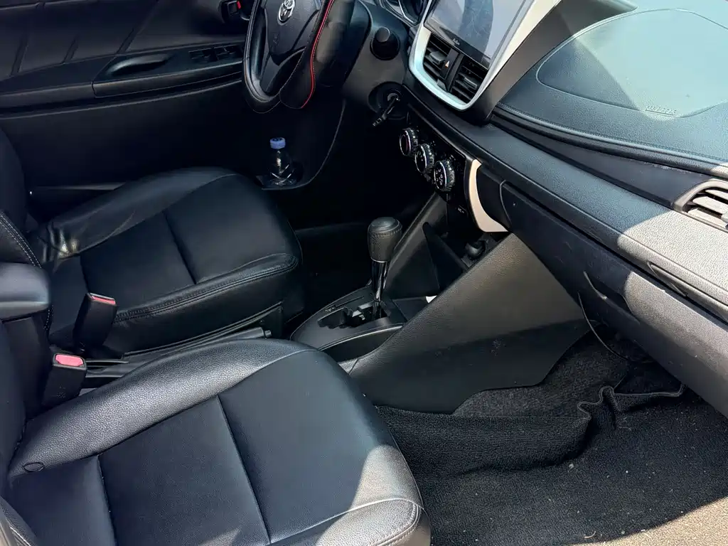 Toyota Yaris L — миниатюра 9