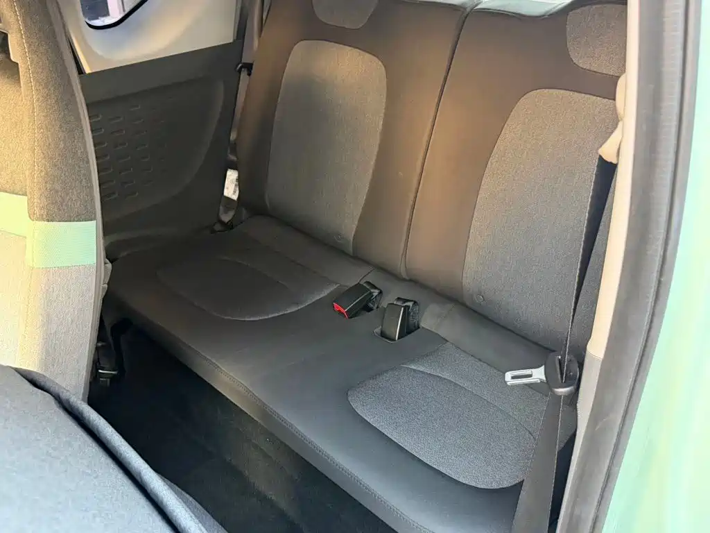 Wuling MINIEV — миниатюра 8