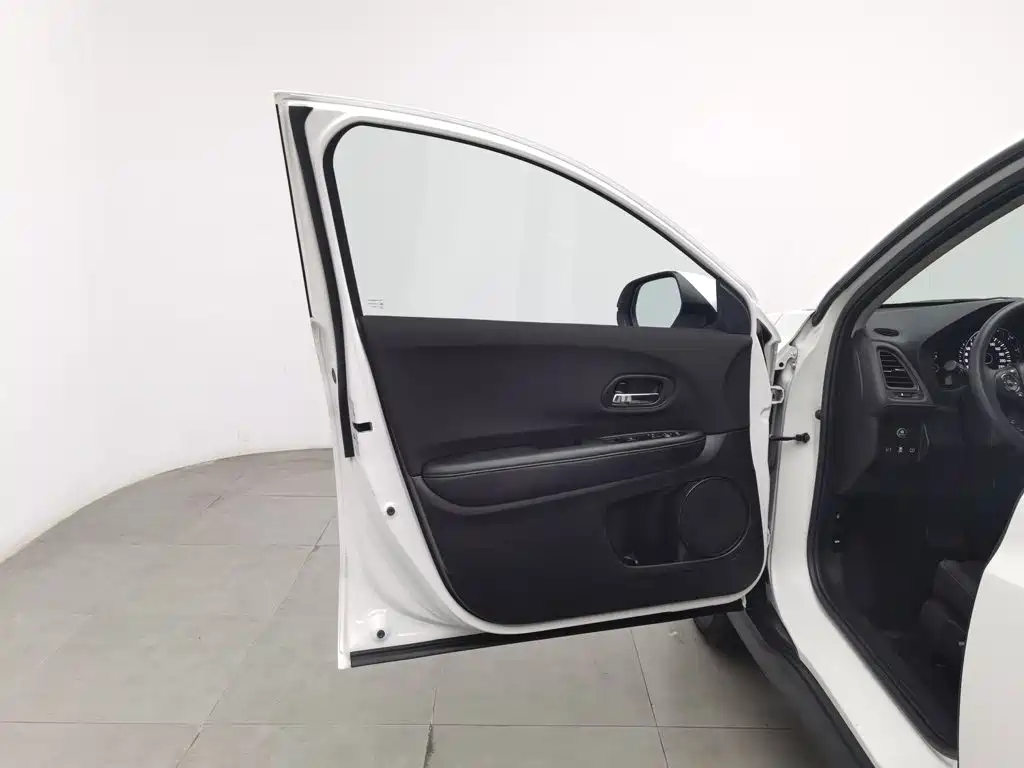 Honda Vezel — миниатюра 8