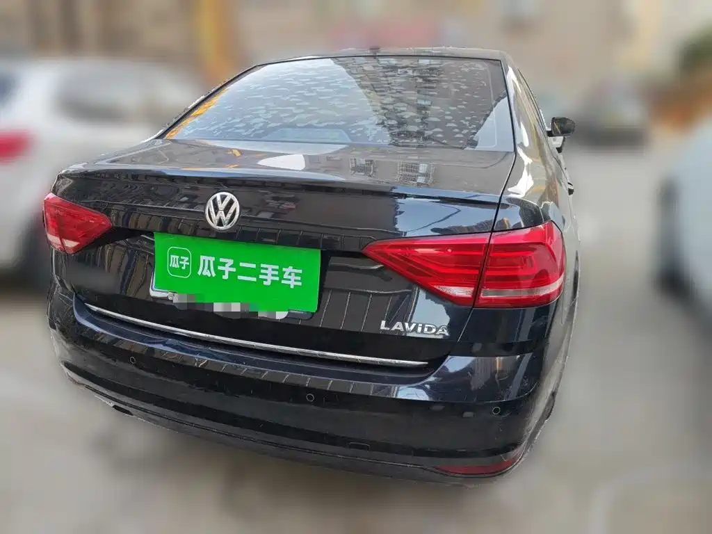 Volkswagen Lavida — миниатюра 3