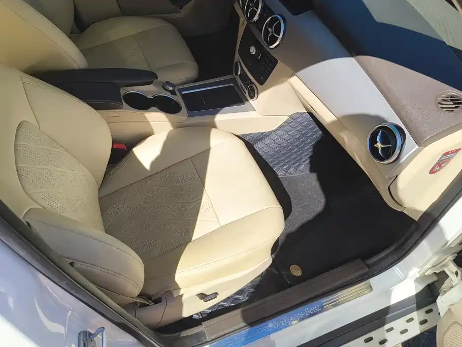 Mercedes-Benz GLK-Class — миниатюра 8