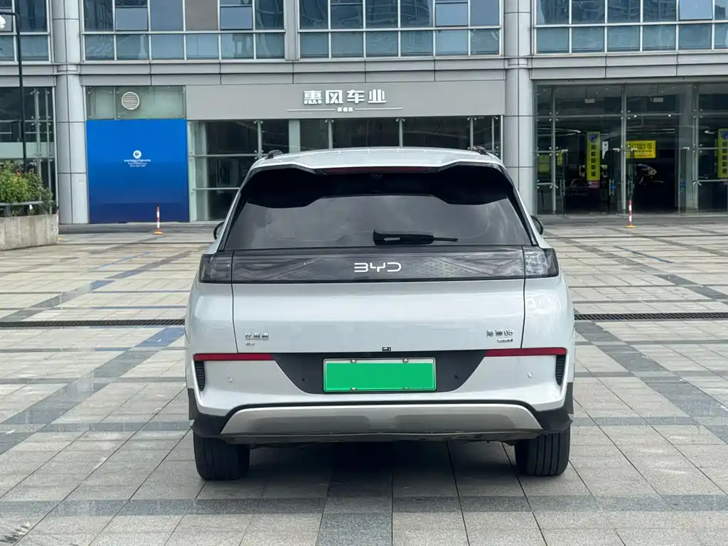 BYD Морской лев 05 EV — миниатюра 5