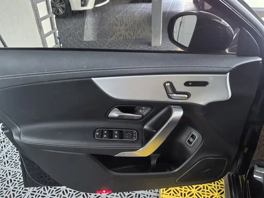 Mercedes-Benz A-Class AMG — миниатюра 5