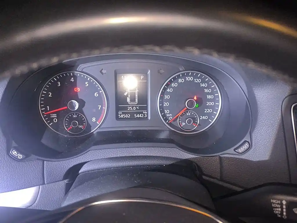 Volkswagen Sharan — миниатюра 7