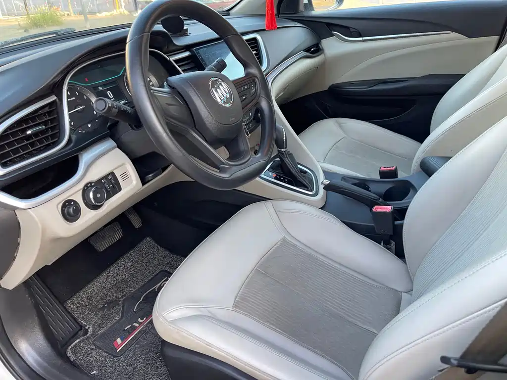 Buick Excelle — миниатюра 9
