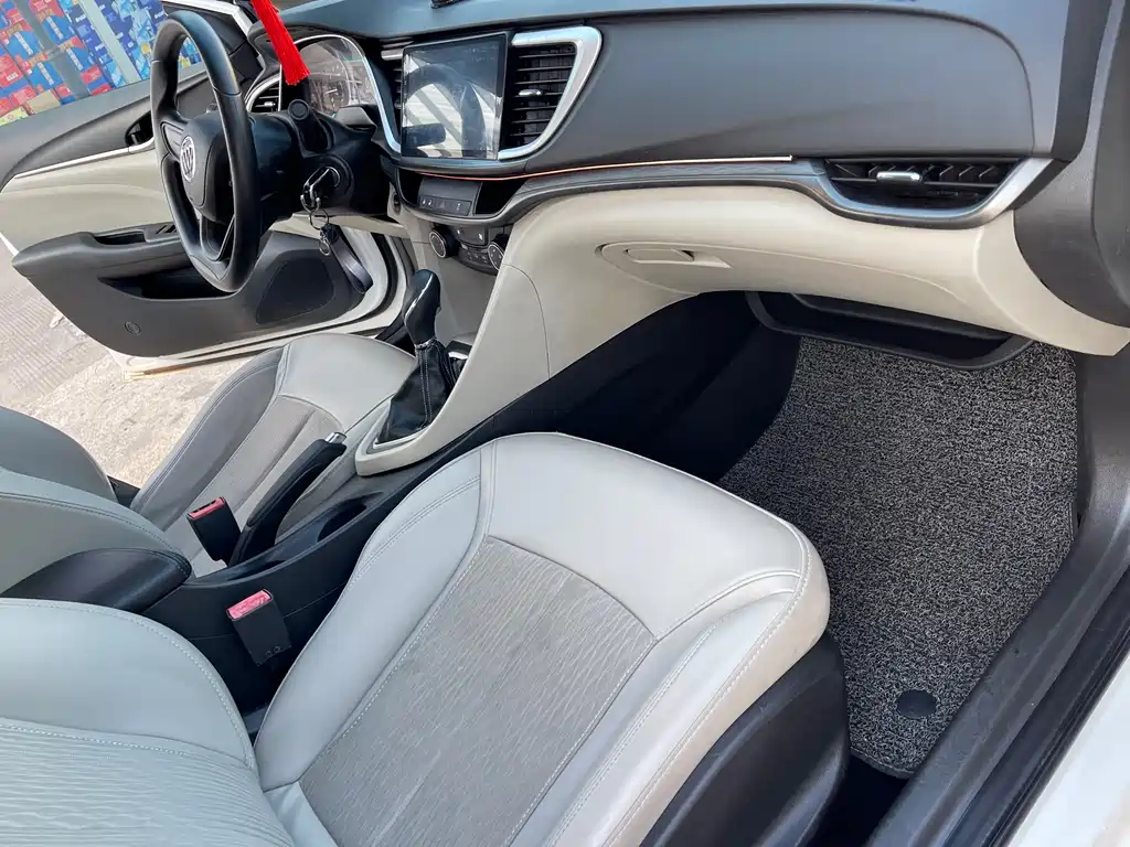 Buick Excelle — миниатюра 12