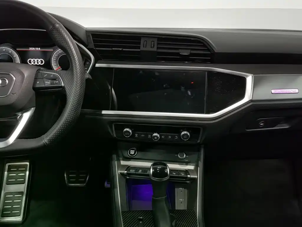 Audi Q3 — миниатюра 12