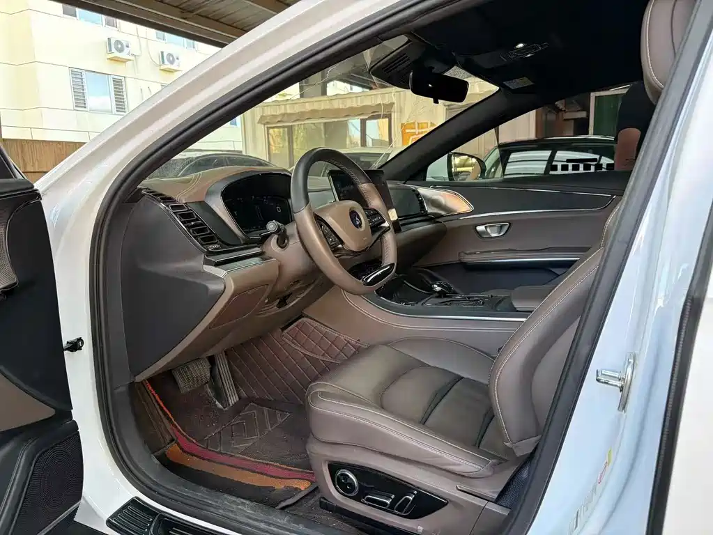 BYD Han — миниатюра 4