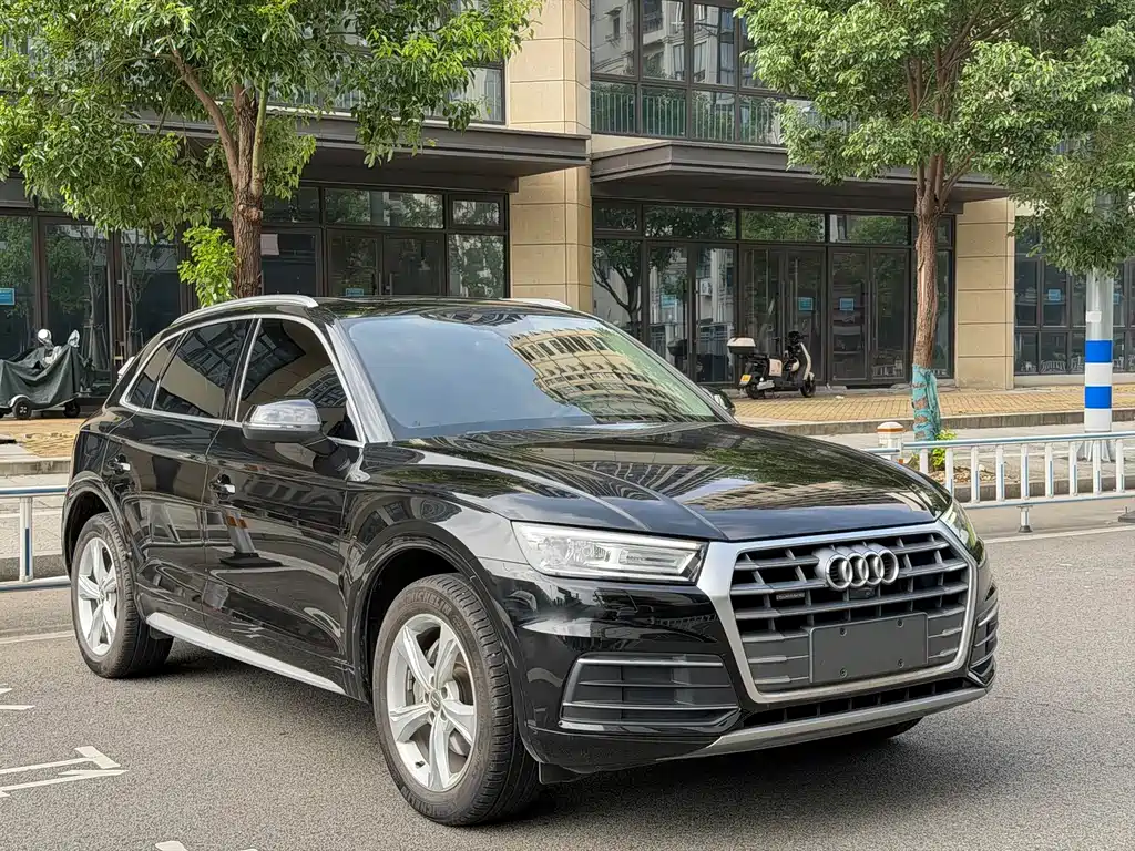 Audi Q5L — миниатюра 3