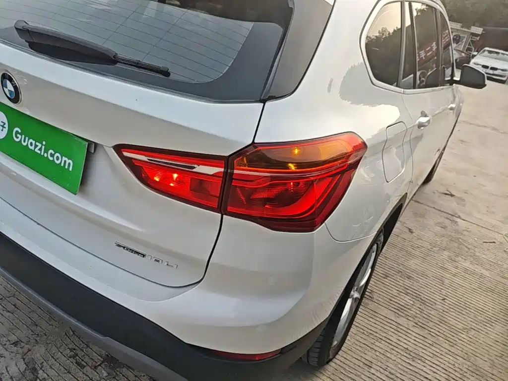 BMW X1 — миниатюра 8