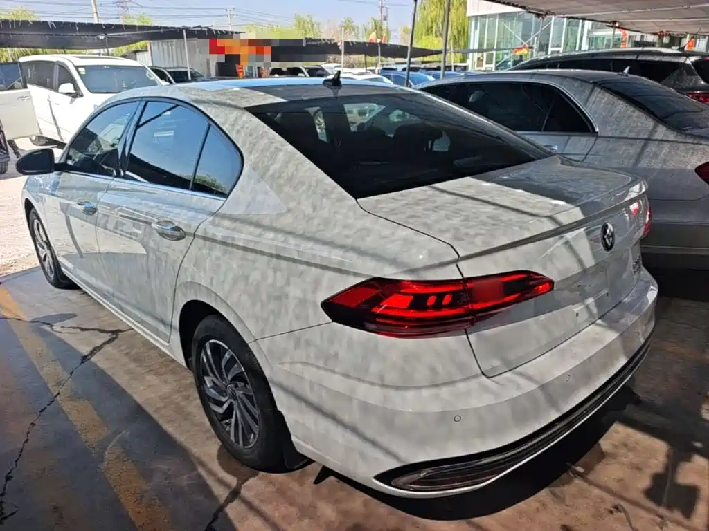 Volkswagen Bora — миниатюра 5
