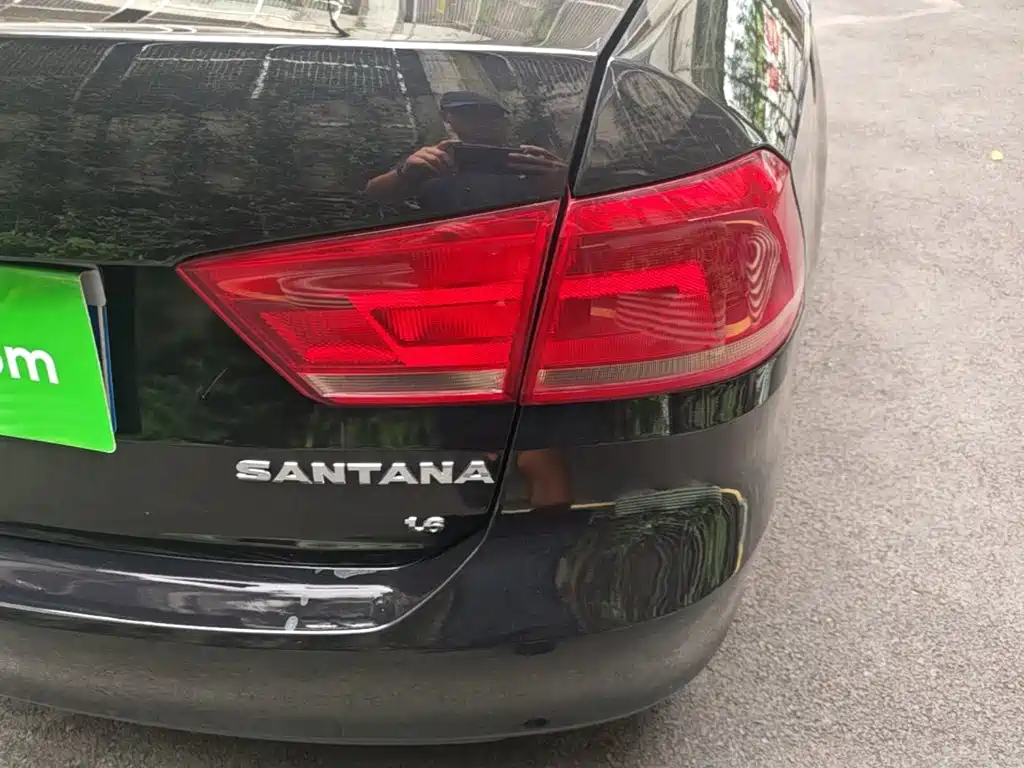 Volkswagen Santana — миниатюра 8