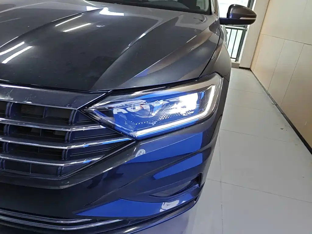 Volkswagen Sagitar — миниатюра 24