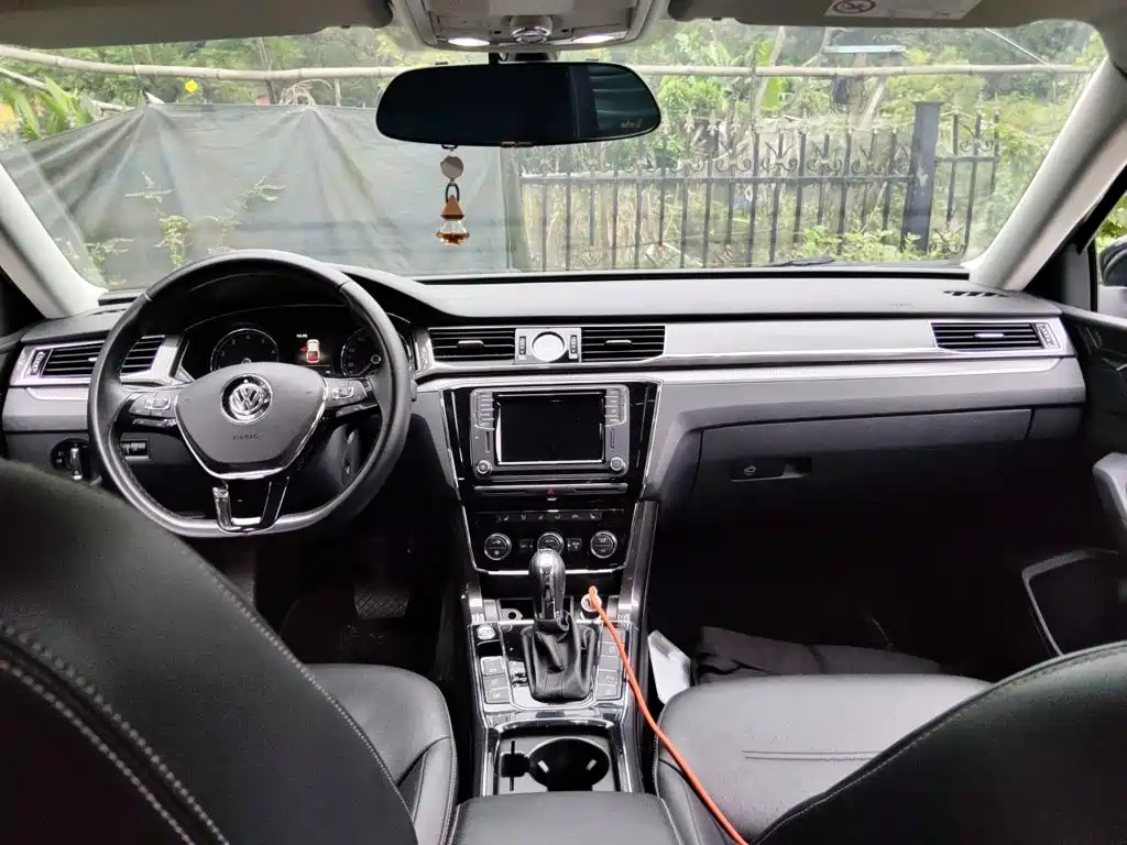 Volkswagen Passat — миниатюра 13