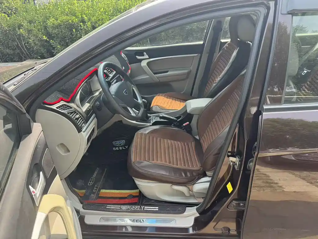 Geely Emgrand 2014 1.5L MT Fashion