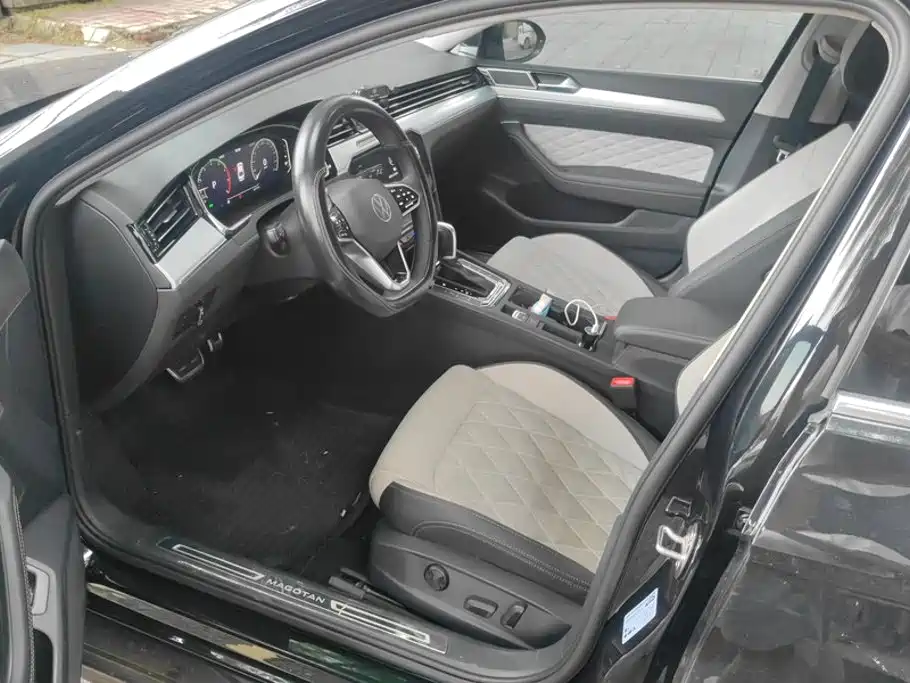 Volkswagen Magotan 2023 200 330TSI DSG Luxury