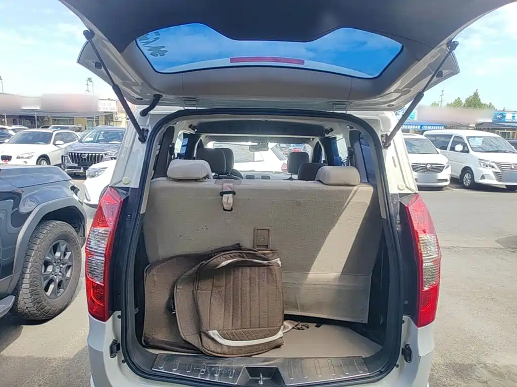 Wuling Hongguang — миниатюра 19