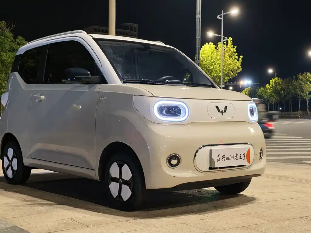 Wuling MINIEV — миниатюра 8