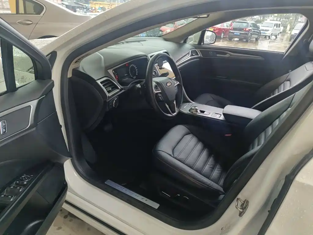Ford Mondeo — миниатюра 16