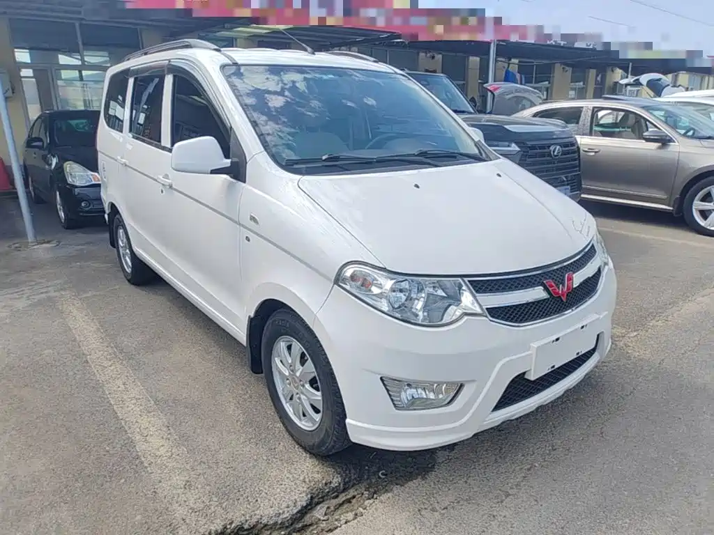 Wuling Hongguang — миниатюра 4