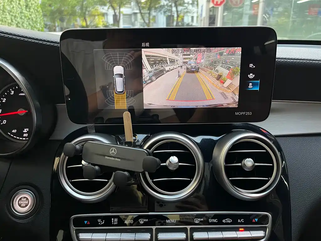Mercedes-Benz GLC — миниатюра 16