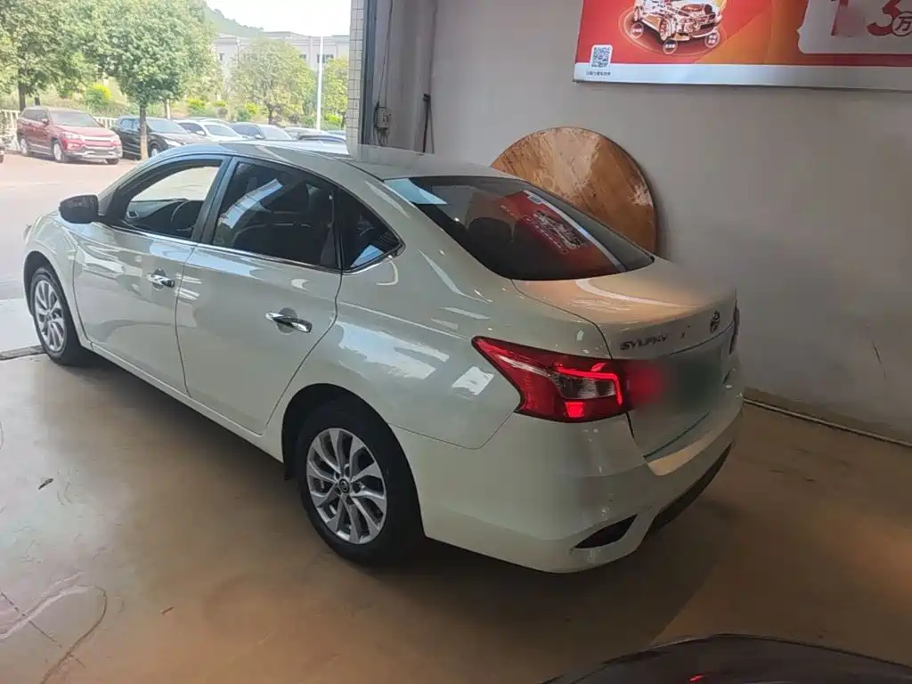 Nissan Sylphy — миниатюра 5