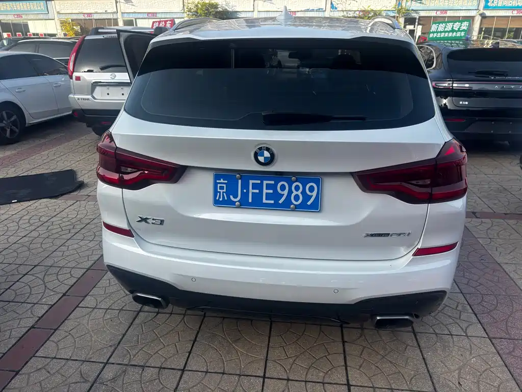 BMW X3 — миниатюра 21